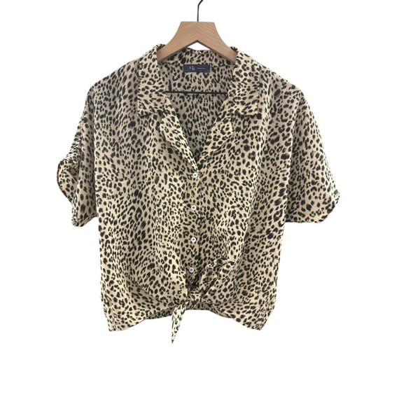 Leopard Print Button-Up Tie Front Blouse - Picture 2 of 4